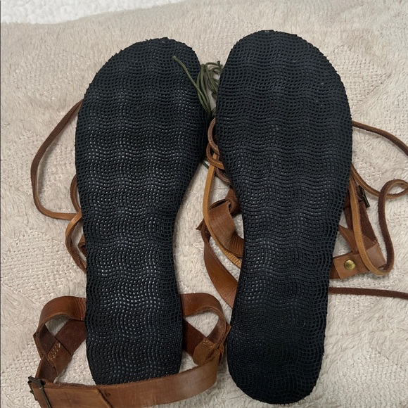 Free People Willow Gladiator Tassel Sandals – Size 36 - Picture 12 of 12